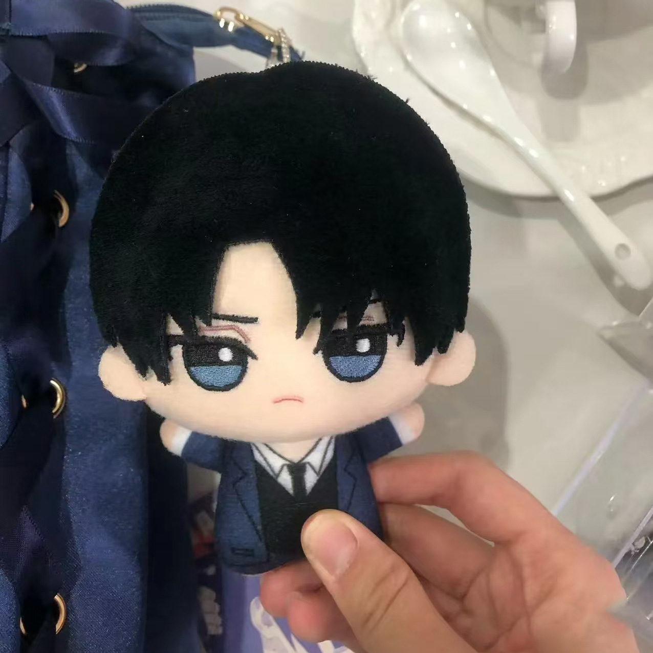 10cm Levi Ackerman Plushie Ani - огляд і ціна Anime Merchandise Figure